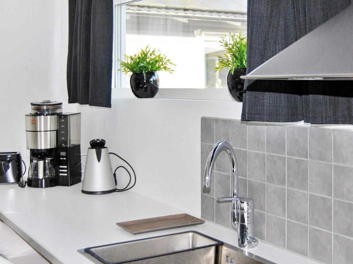 4 Person Holiday Home In L Ddek Pinge Löddeköpinge エクステリア 写真